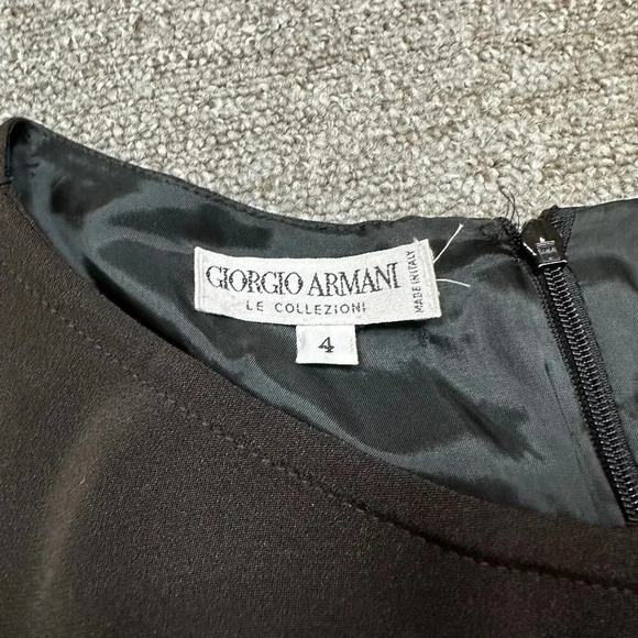 Vintage Giorgio Armani Le Collezioni Black Shift Dress Size 4 Short Sleeve - Picture 4 of 6